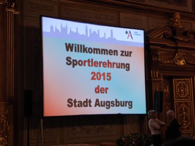 Indiaca-Mannschaft Goldmedaille mit AWI TREUHAND (1)